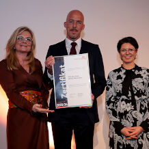 Pilz Österreich als Leitbetrieb Austria rezertifiziert