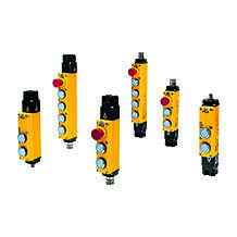 For the safety gate system PSENmgate from Pilz, additional product versions are now available. These make it possible to implement customised safety concepts for access guarding and cover additional application areas. (Photo: © Pilz GmbH & Co. KG)