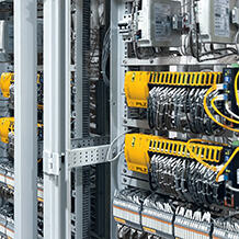 The SIL 4 platform solution FNmux from Deltron is based on the safe, modular railway control system PSSrail from Pilz and monitors interlockings, level crossings and signals. (Photo: © Pilz GmbH & Co. KG)