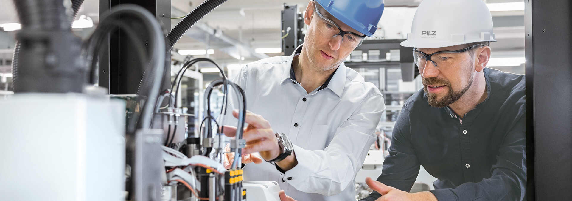 Achieve the economic success you wish for with Pilz's range of services.