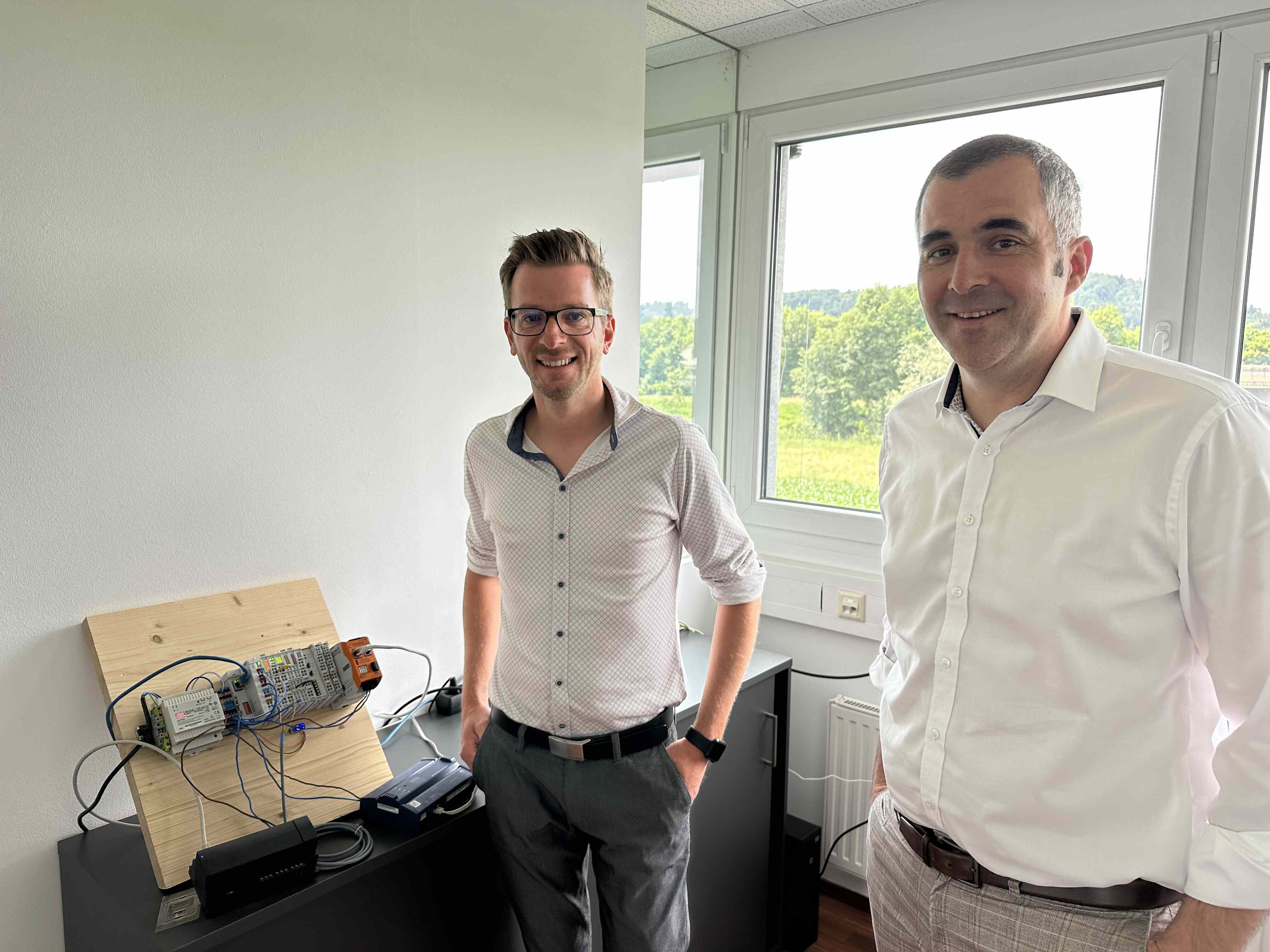 Roman Ruthofer (Founder Oqdo) und Jörg Peßl (Regional Sales Manager Austria South)
